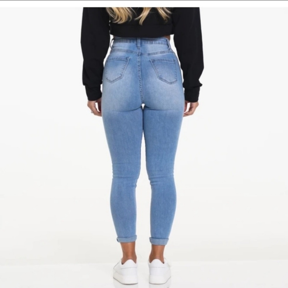 NVGTN Navishape Light Wash Jeans -Size med